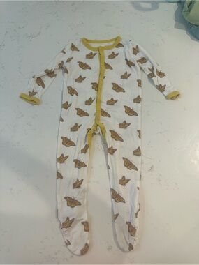 Kyte baby butterfly footie